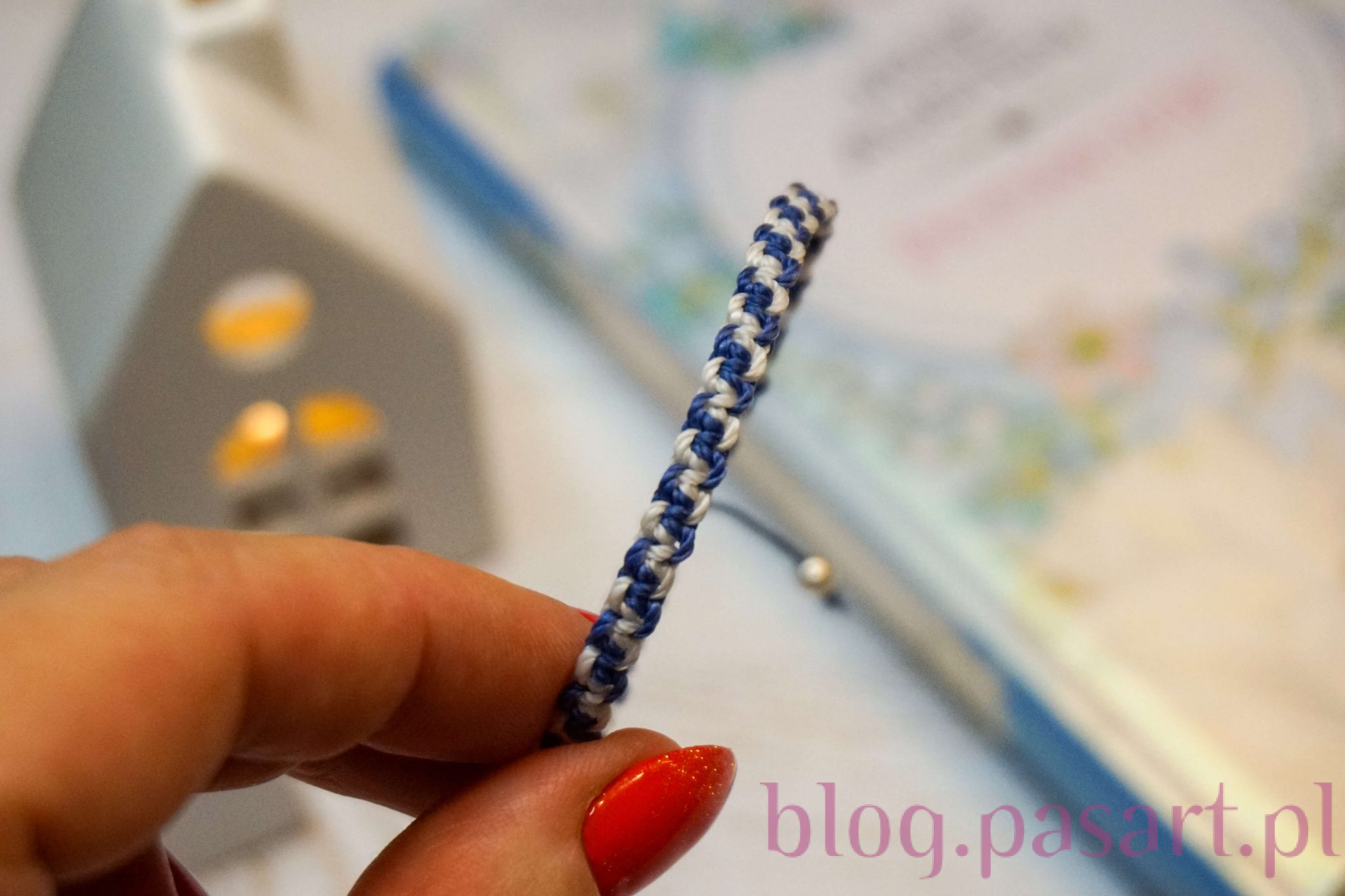 Jak zrobić wzorzystą bransoletkę ze sznurka