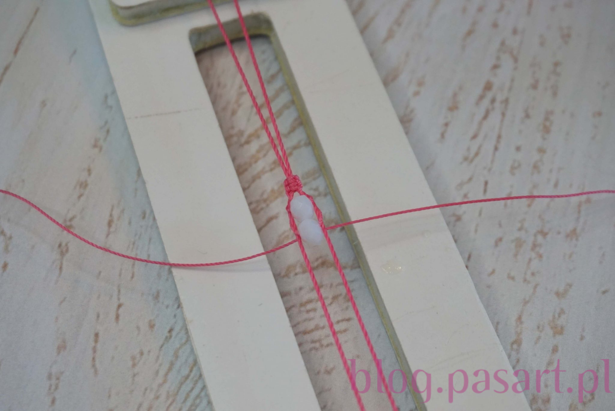 Jak zrobić bransoletkę ze sznurka