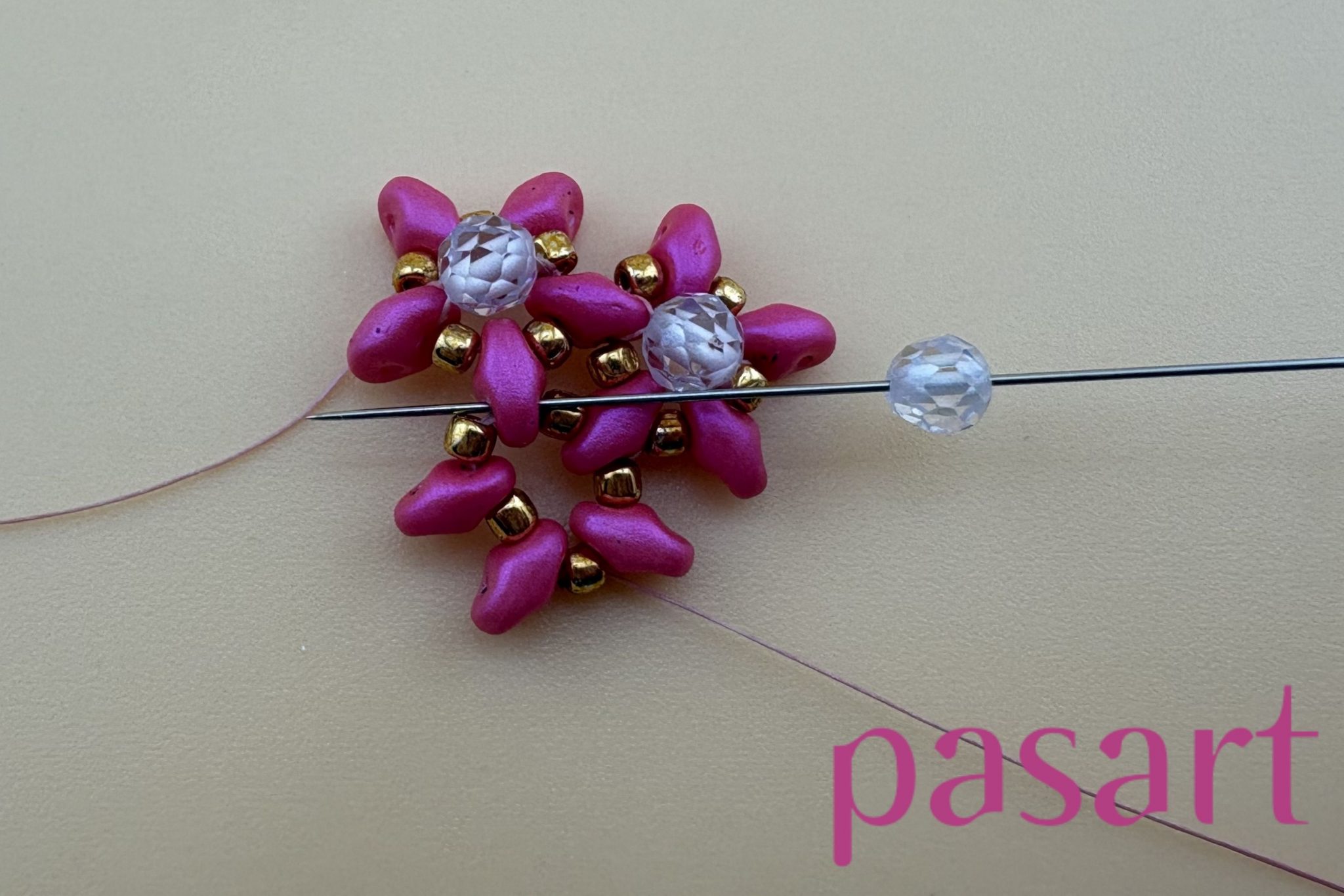 jak zrobić kolczyki z koralików SuperDuo