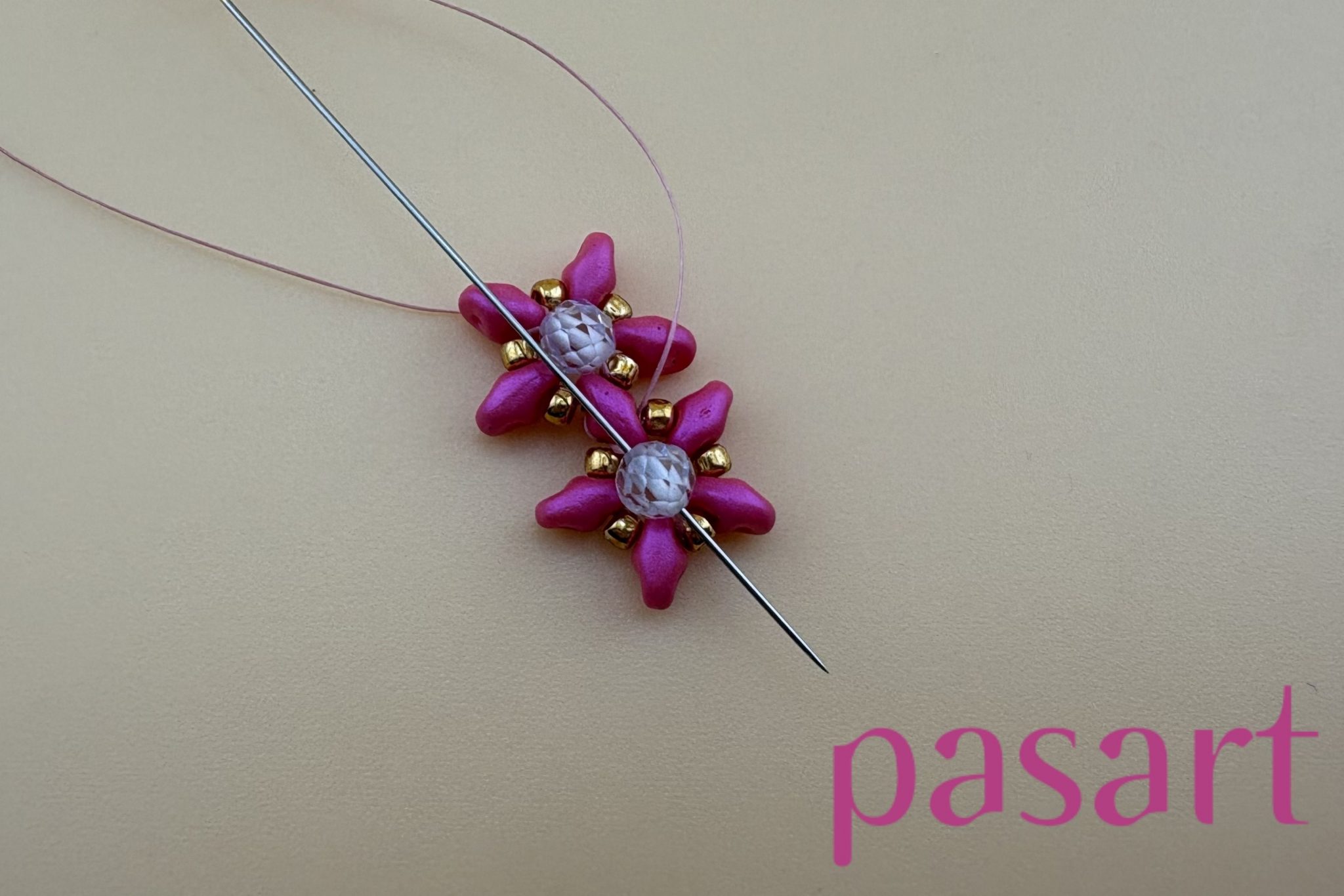 jak zrobić kolczyki z koralików SuperDuo